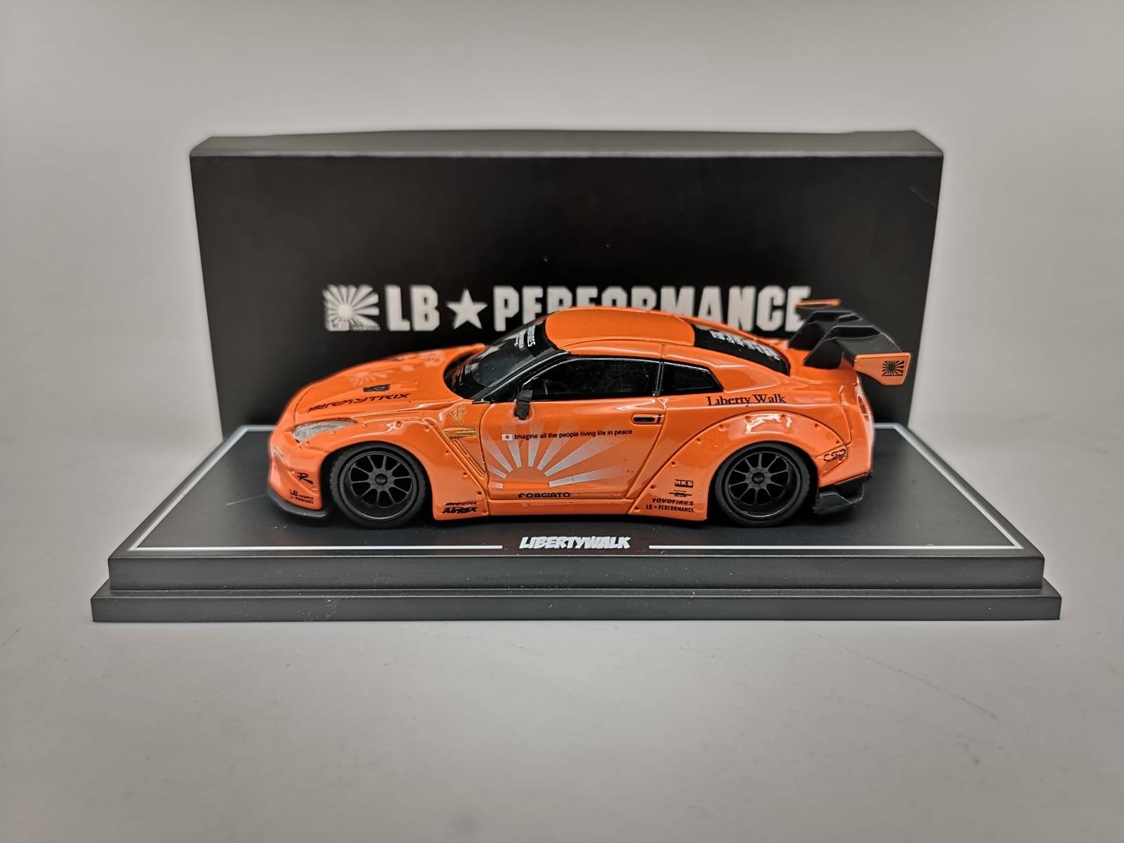 lb performance diecast