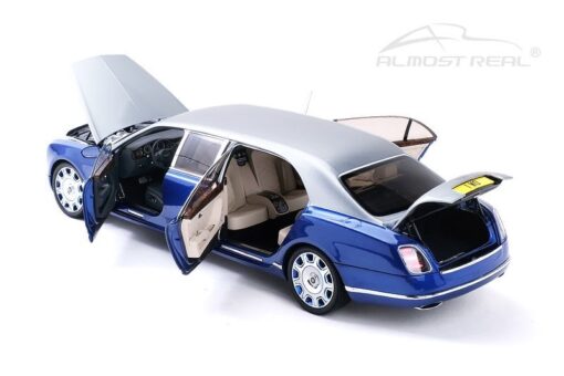 ALMOST REAL 830601 1/18 Bentley Mulsanne Grand Limousine by Mulliner - 2017 - Silver Frost Moroccan Blue