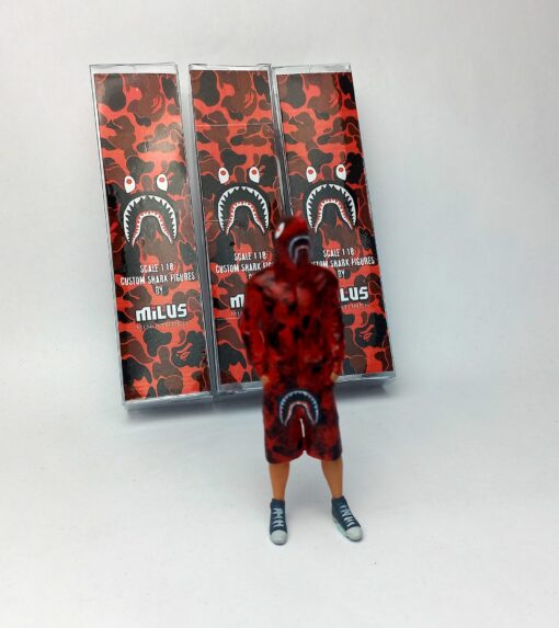 1/18 AAPE Figure (Milus) - AAPE RED CAMO