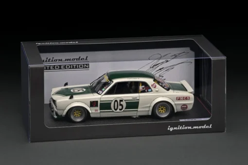 IGNITION MODEL IG2647 1/18 LB-WORKS Hakosuka 2Door White / Green With Mr.Hyuma Kato - LIMITED EDITION