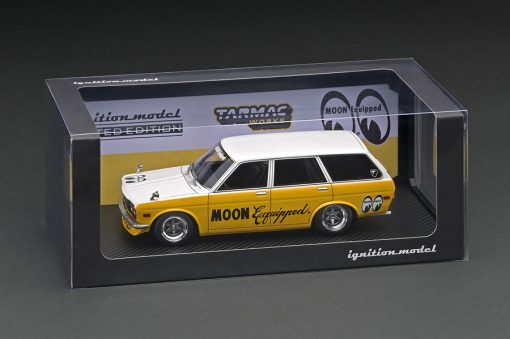 IGNITION MODEL  IG3064 1/18 Datsun Bluebird (510) Wagon Yellow / White - MOONEYES