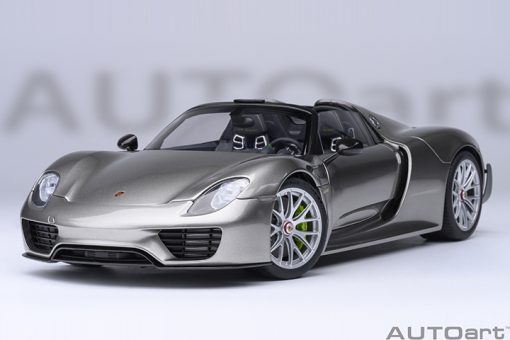 AUTOART 77922 1/18  PORSCHE 918 SPYDER WEISSACH PACKAGE (LIQUID METAL SILVER)