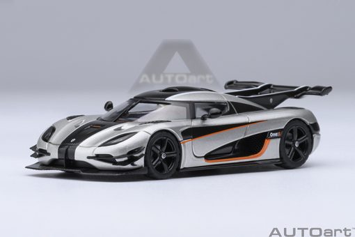 AUTOART 1/64  20042  KOENIGSEGG ONE : 1 (MOON GREY/CARBON BLACK /ORANGE ACCENTS)