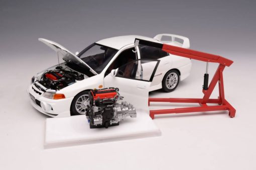 MotorHelix 1/18 Mitsubishi Lancer Evolution IV (EVO4)