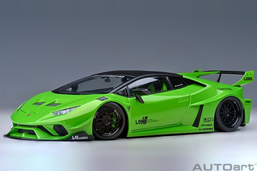 AUTOART 79128  1/18  LIBERTY WALK LB SILHOUETTE WORKS HURACAN GT (PEARL GREEN)
