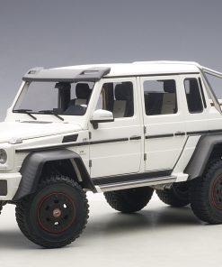 AUTOART 1/18 Mercedes-Benz G63 AMG 6×6 (Matt White)