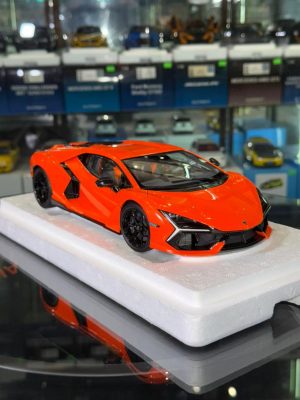 LCD 1/18 Lamborghini Revuelto Orange